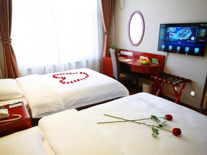 Greentree Inn Bole Wanxianghui Express Hotel Bagian luar foto