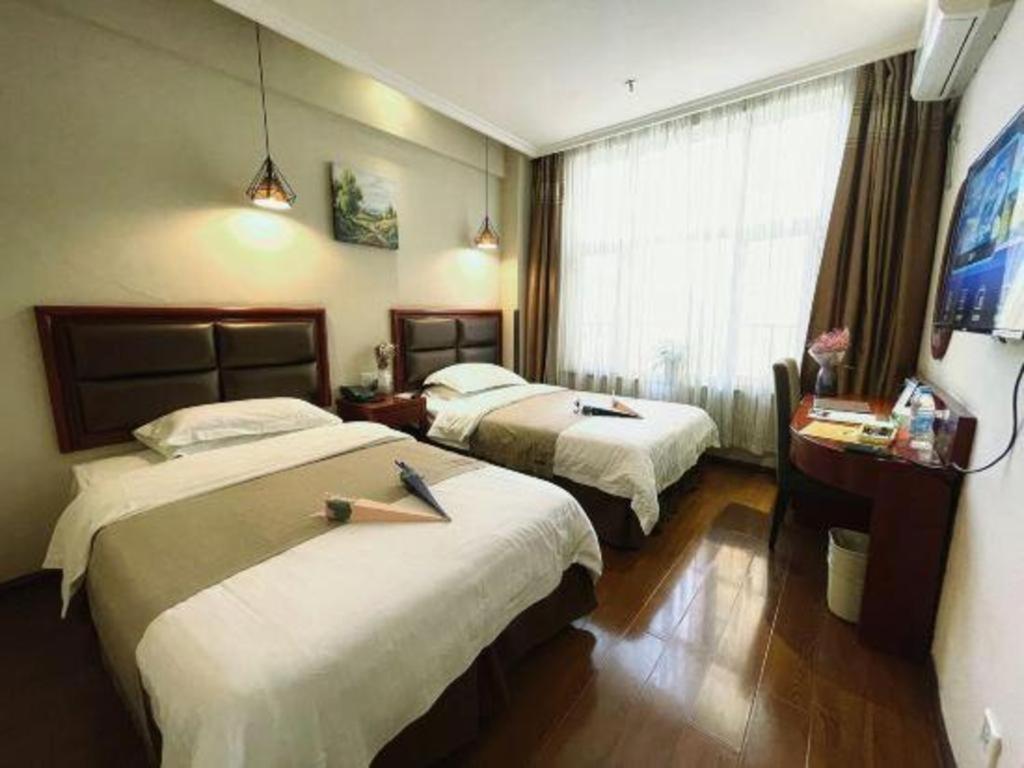 Greentree Inn Bole Wanxianghui Express Hotel Bagian luar foto