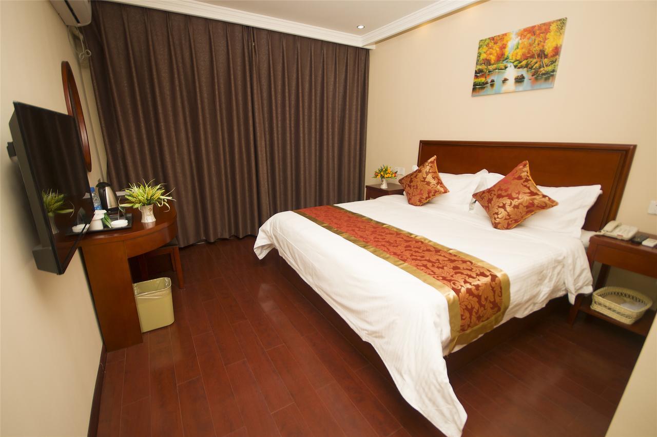 Greentree Inn Bole Wanxianghui Express Hotel Bagian luar foto