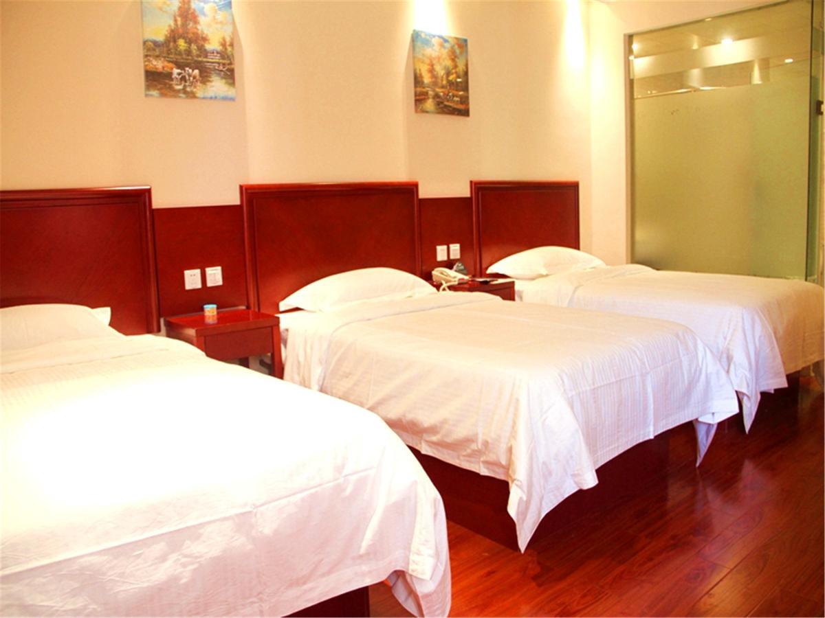 Greentree Inn Bole Wanxianghui Express Hotel Bagian luar foto