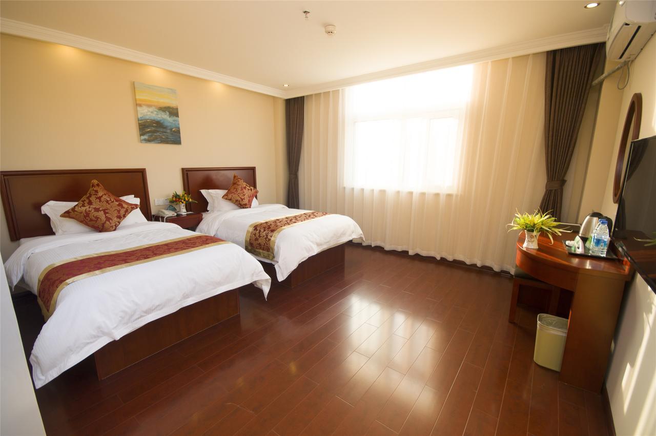 Greentree Inn Bole Wanxianghui Express Hotel Bagian luar foto